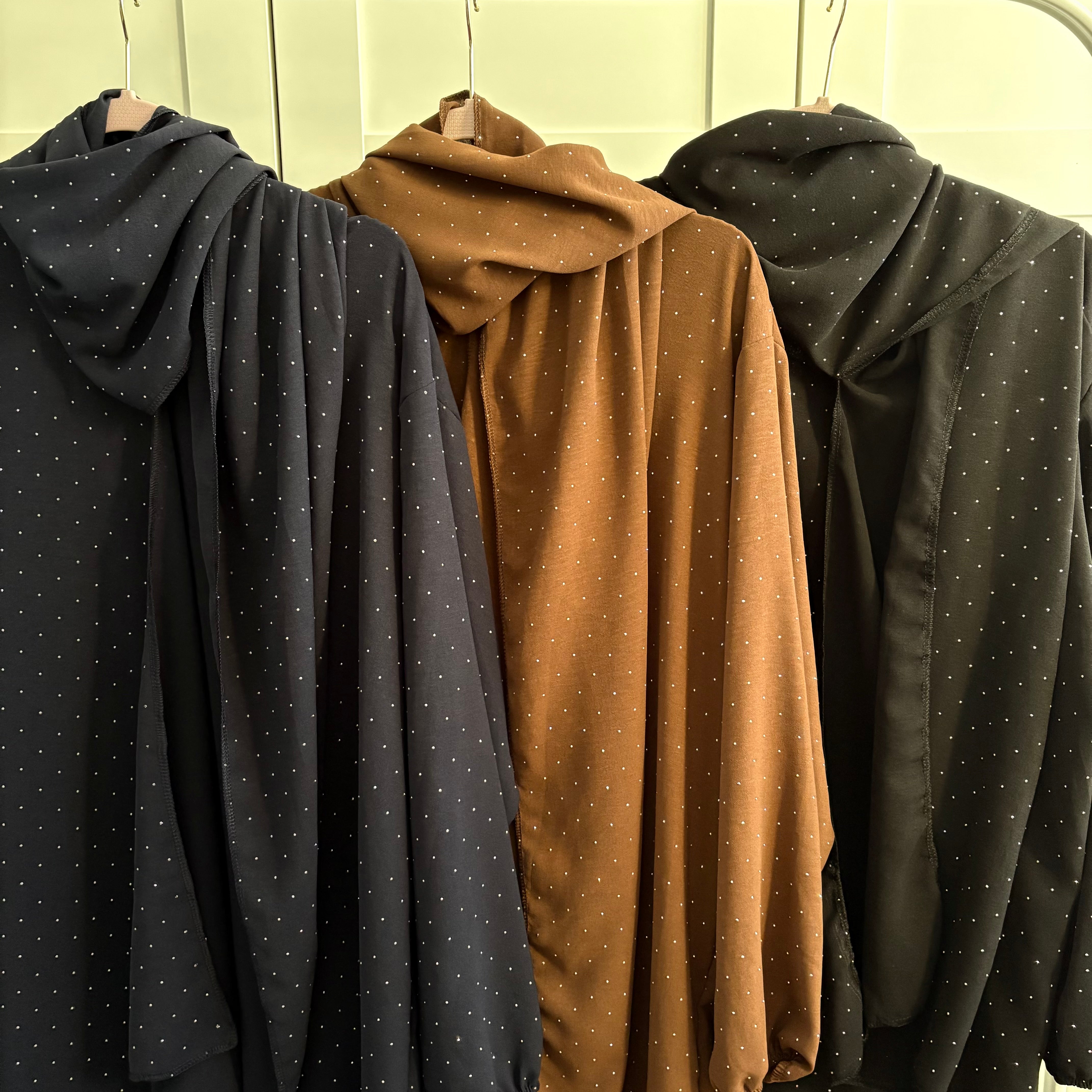 Abaya con pañuelo incluido