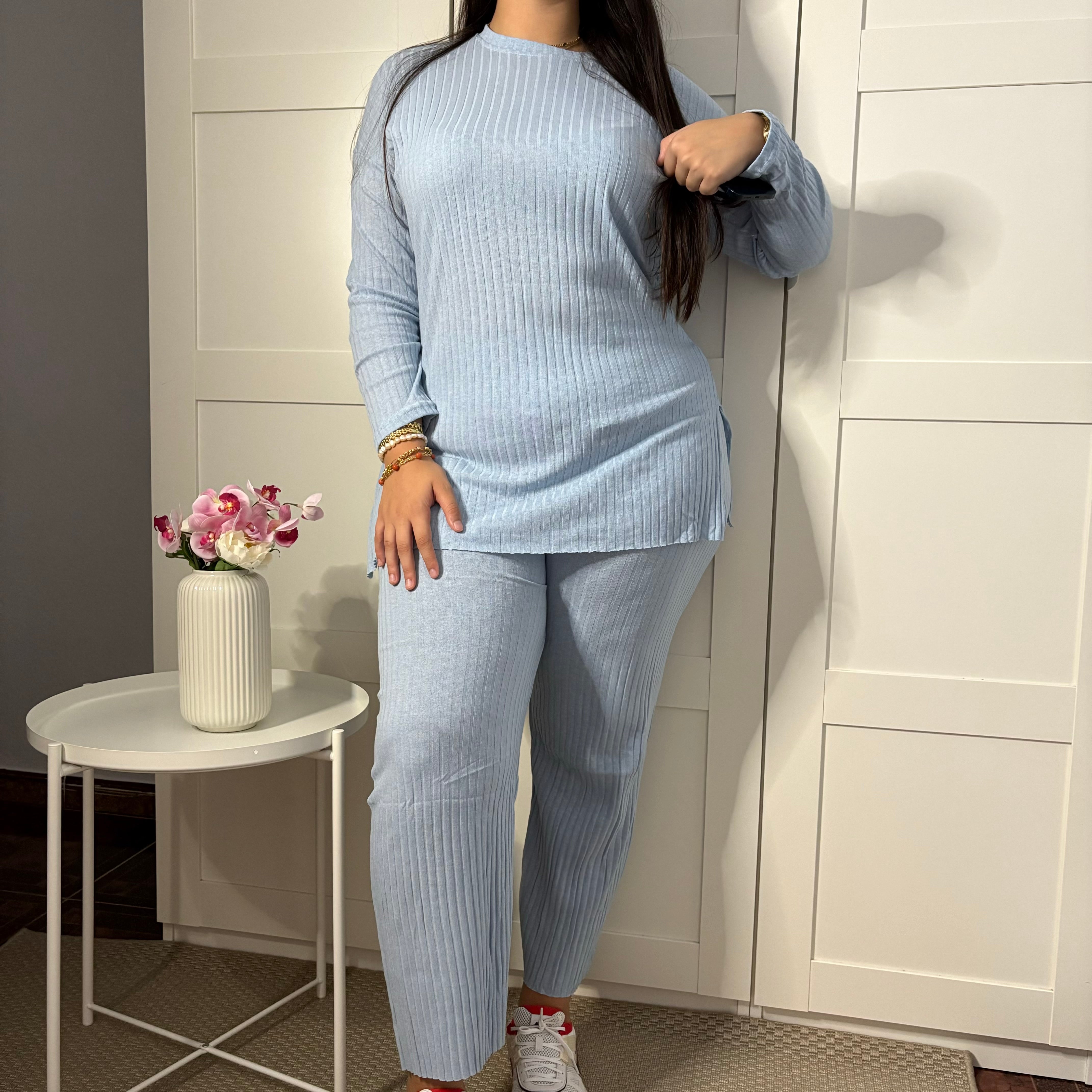 Conjunto básico celeste